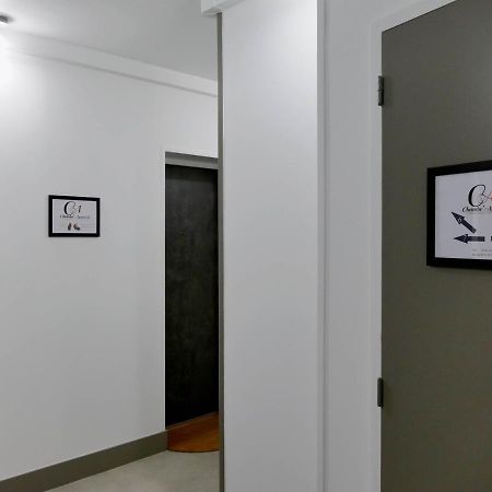 Appart'Hotel Chambrappart ฟาแลซ ภายนอก รูปภาพ