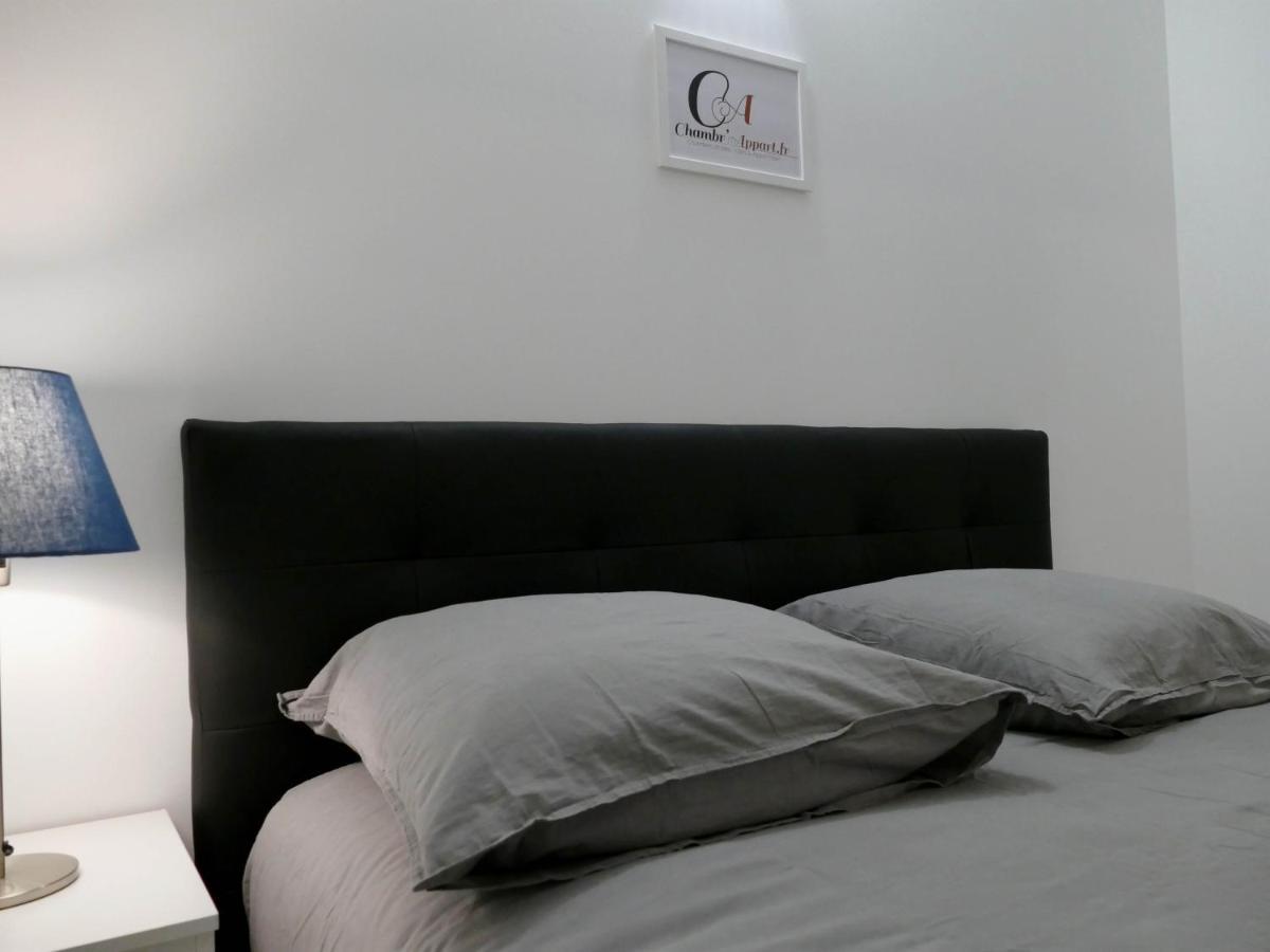 Appart'Hotel Chambrappart ฟาแลซ ภายนอก รูปภาพ